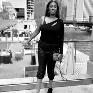 Nekia Nichelle Chicago river
